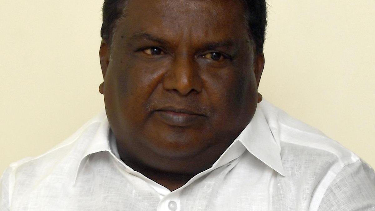 CCB summons former Transport Minister as part of probe into alleged job fraud