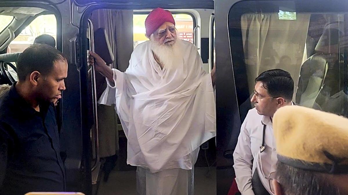 Medical bail in case of only ‘grave necessity’, Supreme Court tells Asaram’s side