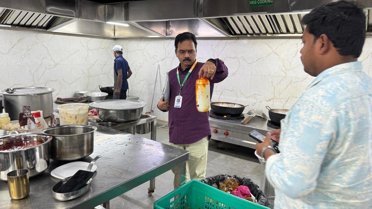Chemical contaminants, climate change and AMR are complicating food-borne illnesses: India needs to step up its game, say experts