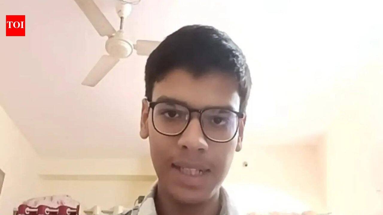 '1.66 cr records scraped': Class 12 student Sarthak Sidhant, who flagged CBSE tender discrepancies, launches public portal on govt procurement