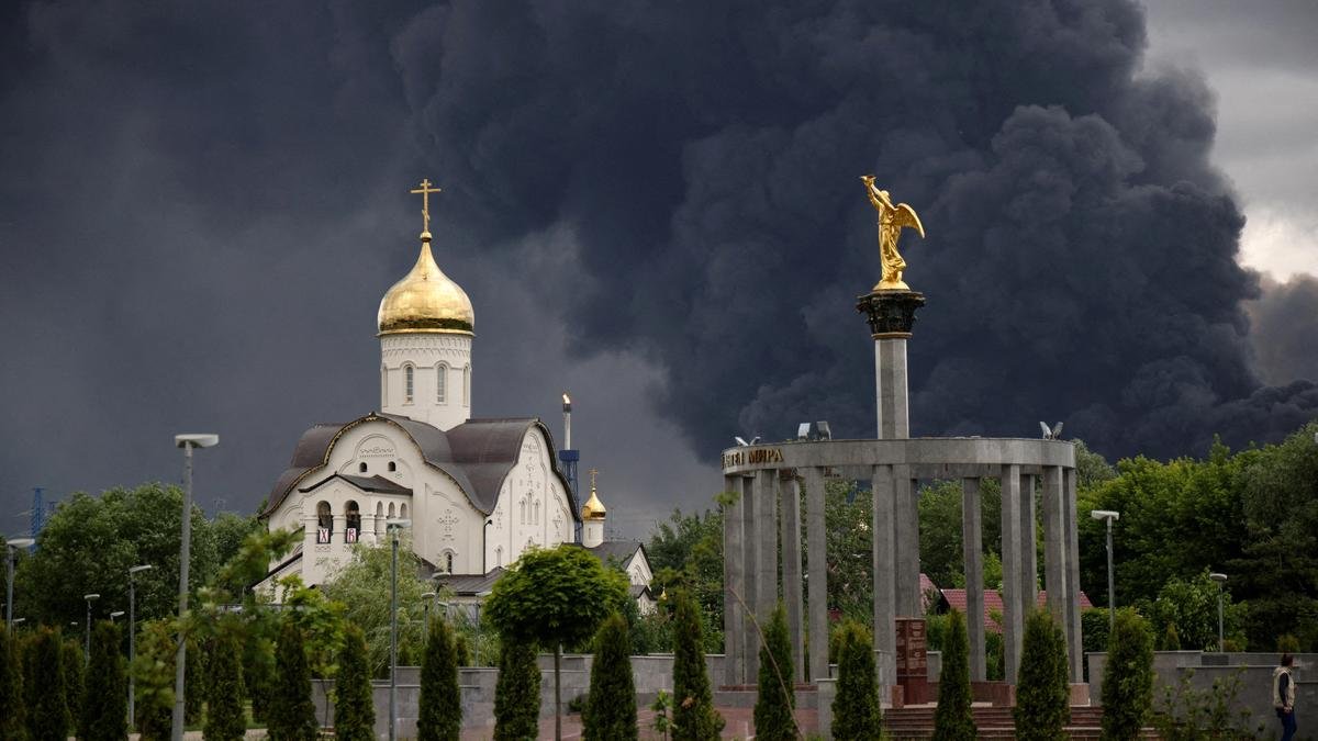 Ukraine's drone assault ignites major oil refinery in Russia