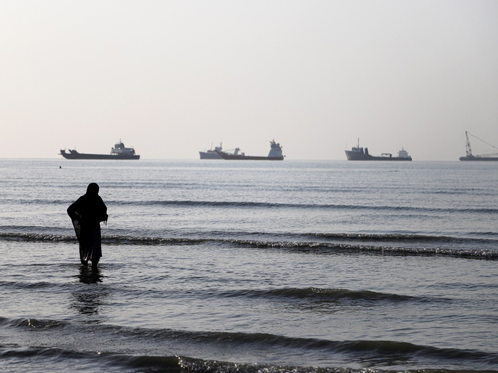 ‘Pick up the phone’: IRGC appears to rebuff US Strait of Hormuz ‘hotline’
