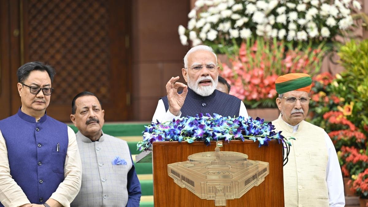 PM Modi urges constructive parliamentary debate