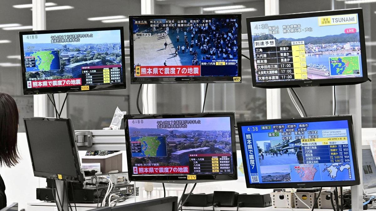 Major earthquake in southern Japan knocks out power, disrupts transport