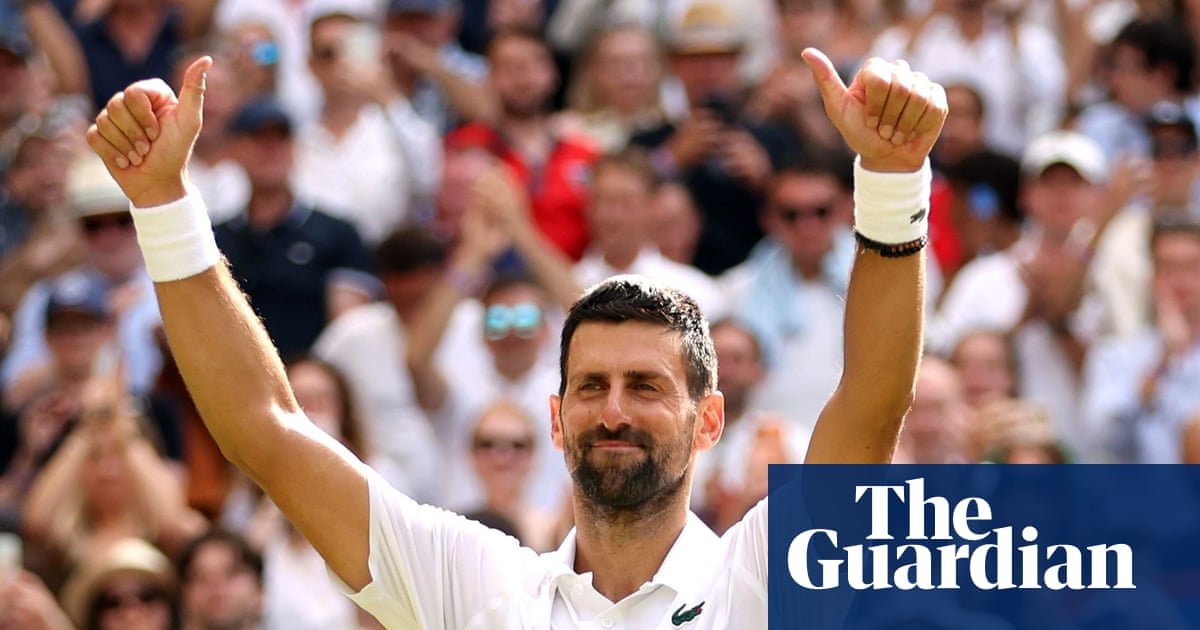 Djokovic breaks Wimbledon record with win over Safiullin to reach quarter-finals