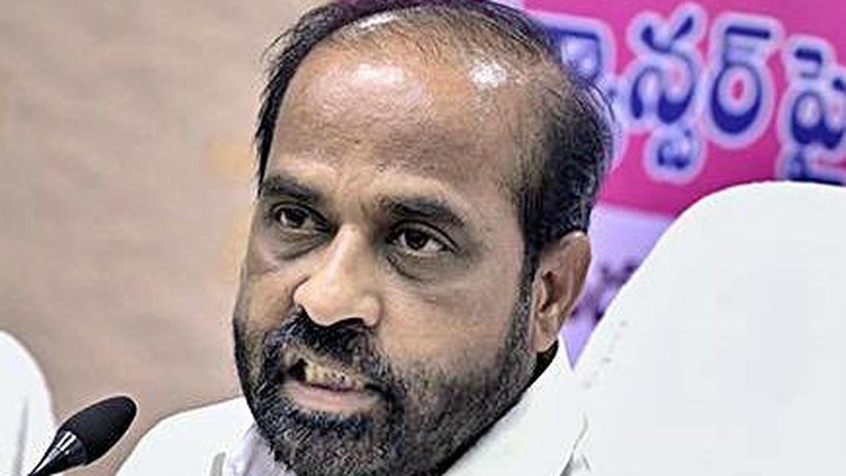 Minister moots raising retirement age of professors in govt. medical colleges