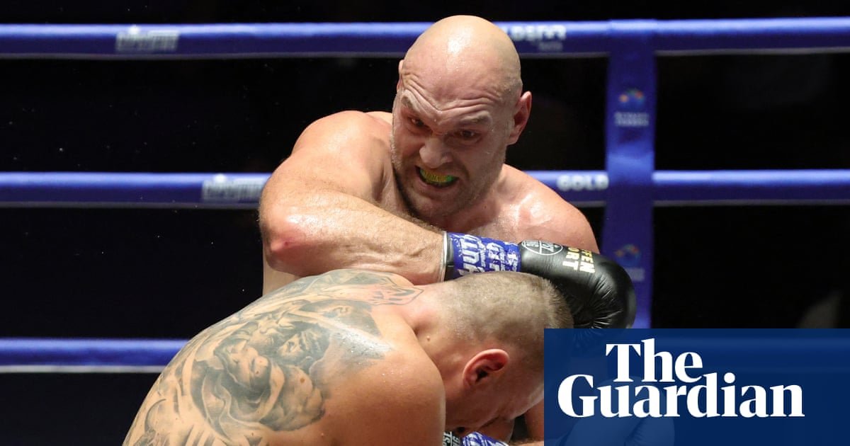 Tyson Fury defeats 46-year-old Mariusz Wach in warm-up for expected Joshua bout