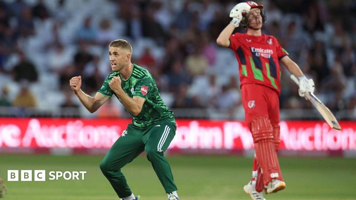 Notts squeeze home against Lancashire to stay top - T20 Blast round-up