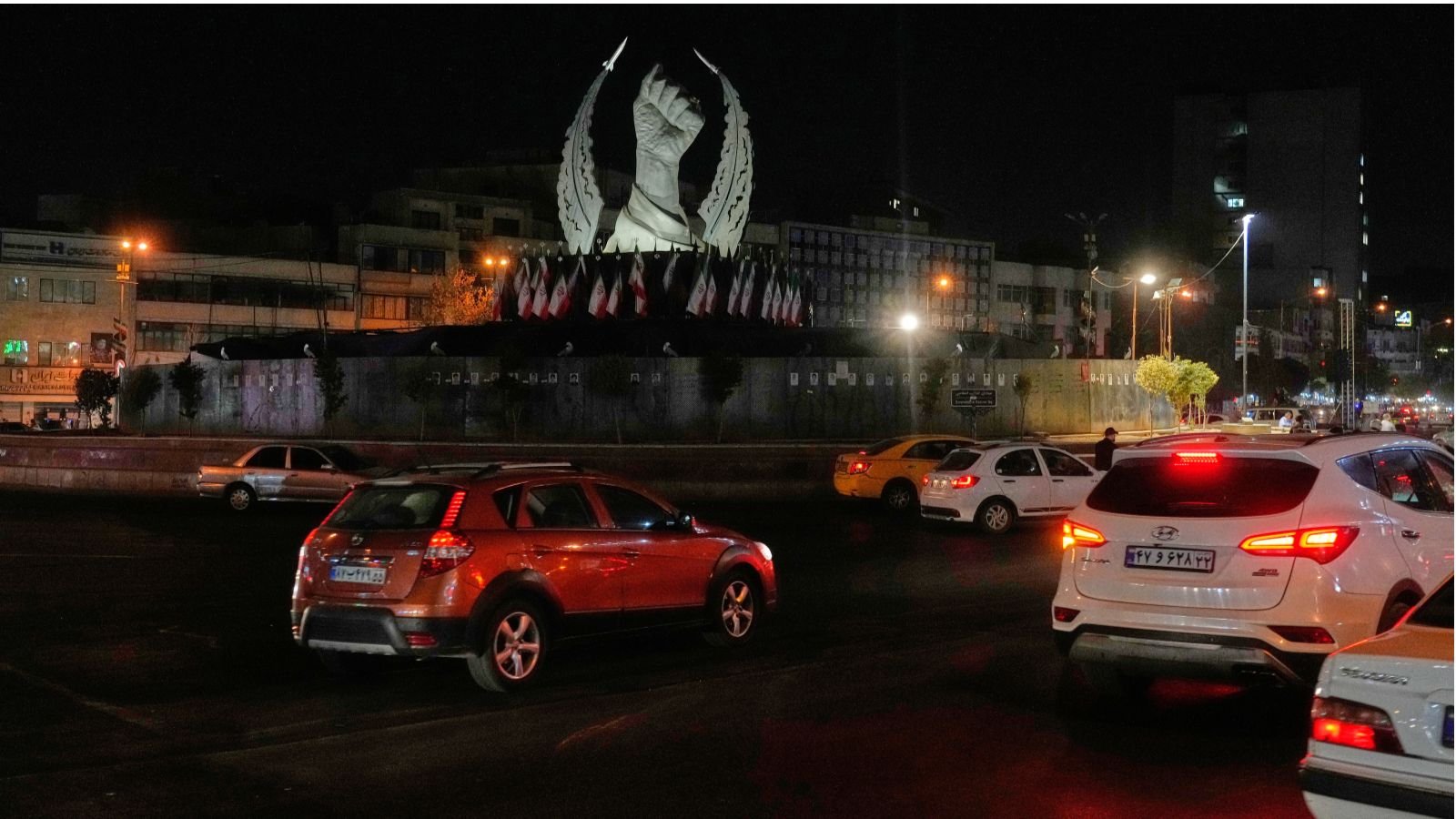 US-Iran War News Live Updates: US strikes Iran again after Trump warns of strong retaliation for deaths of service members