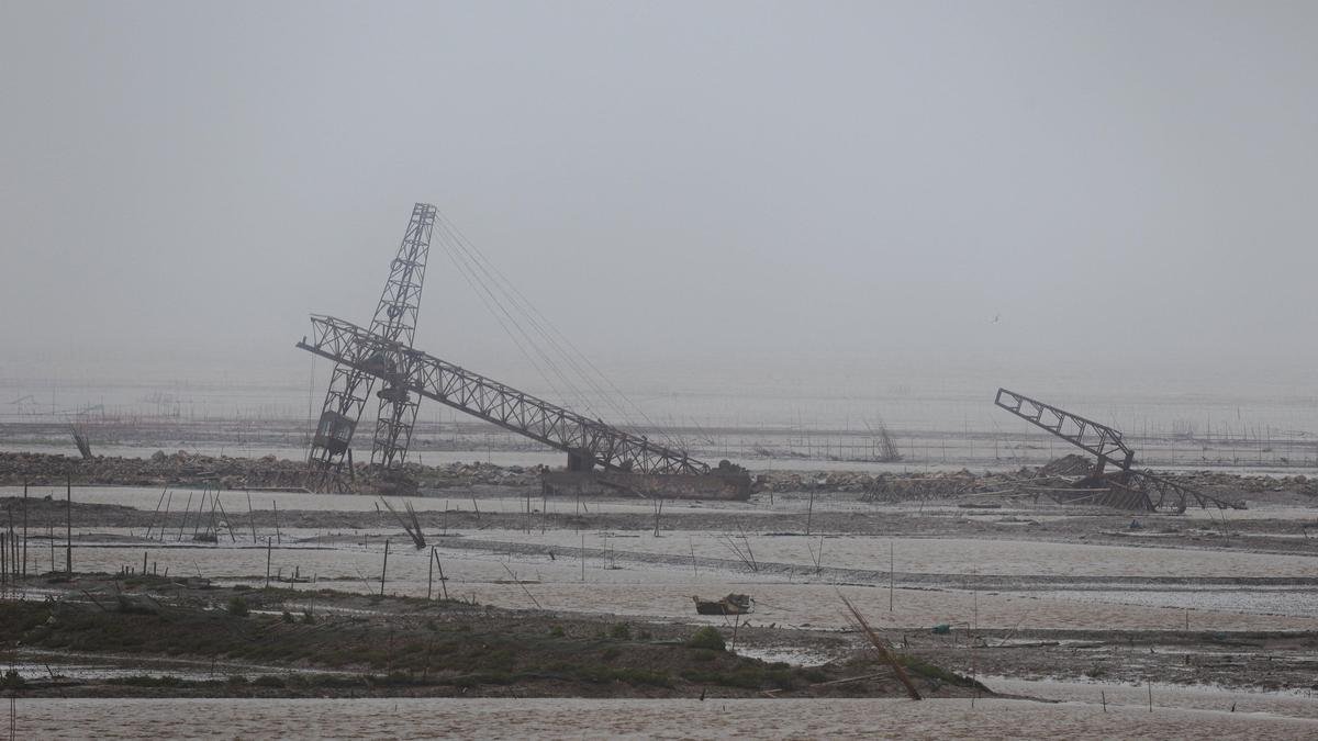 Typhoon Bavi weakens but still brings strong winds, rain to China