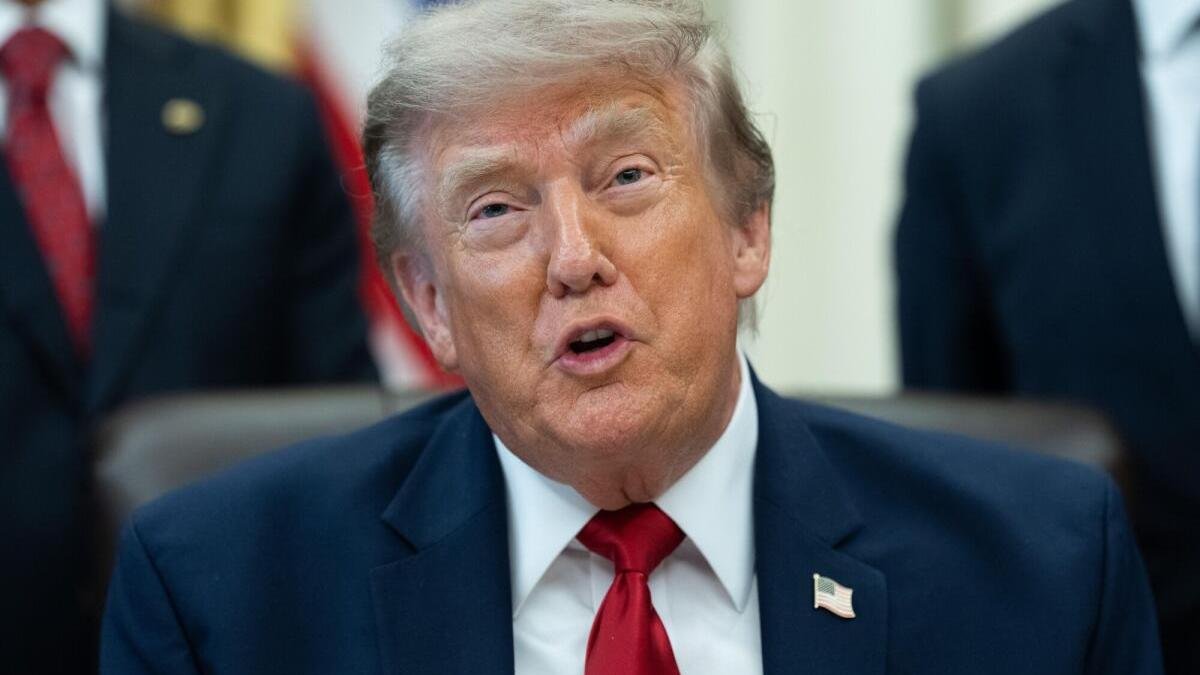 U.S. announces 20% toll on ships using Hormuz; what Trump’s Iranian blockade means