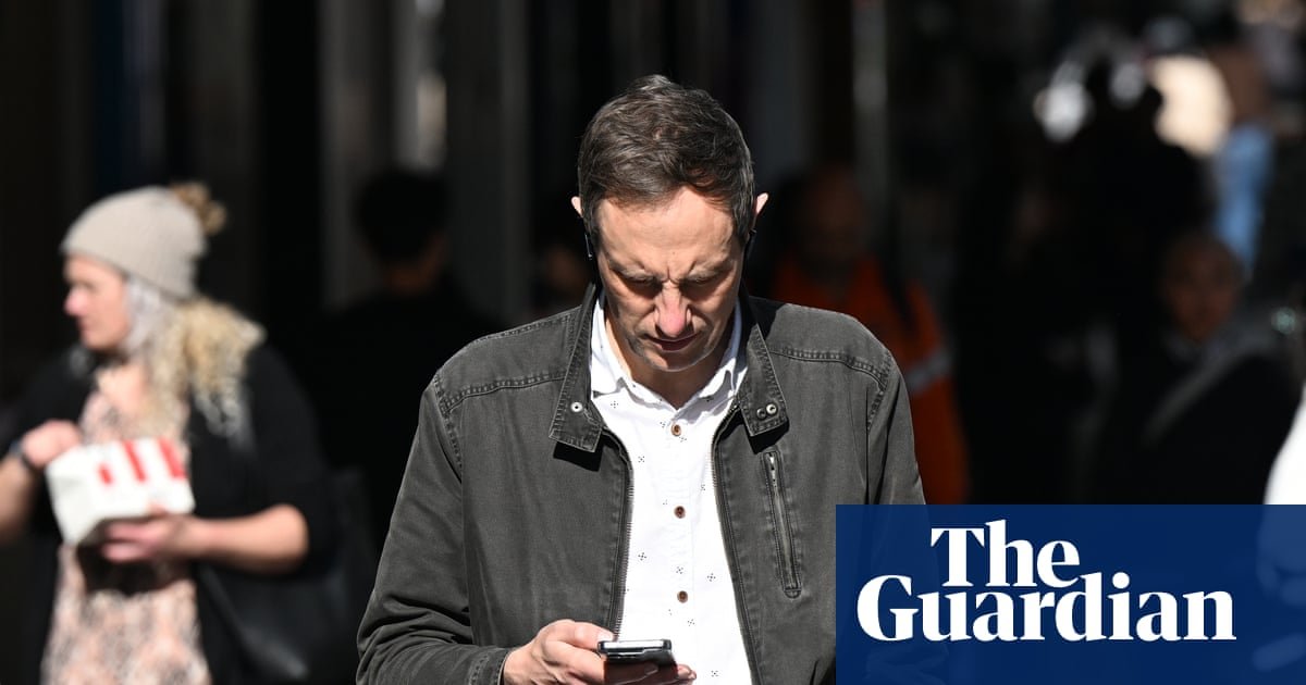 For a few seconds, AusAlert blared around parks, libraries and cinemas – but some didn’t get the alert at all
