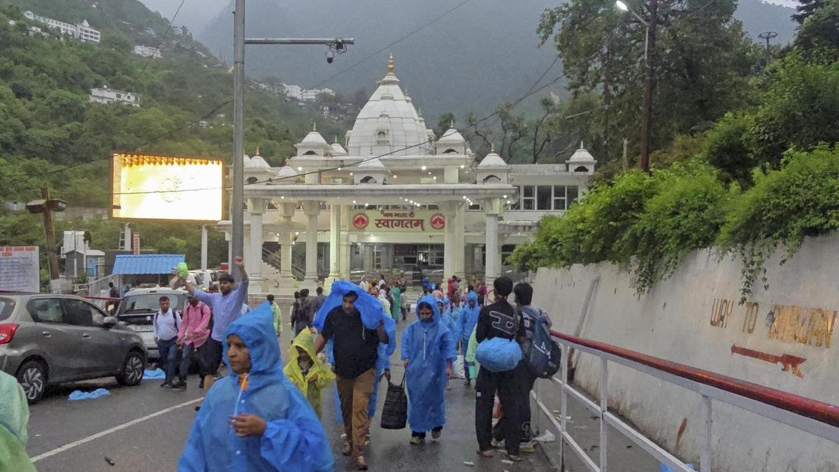 Jammu and Kashmir rains LIVE: At least 11 dead, several missing in flash floods; rescue ops. under way