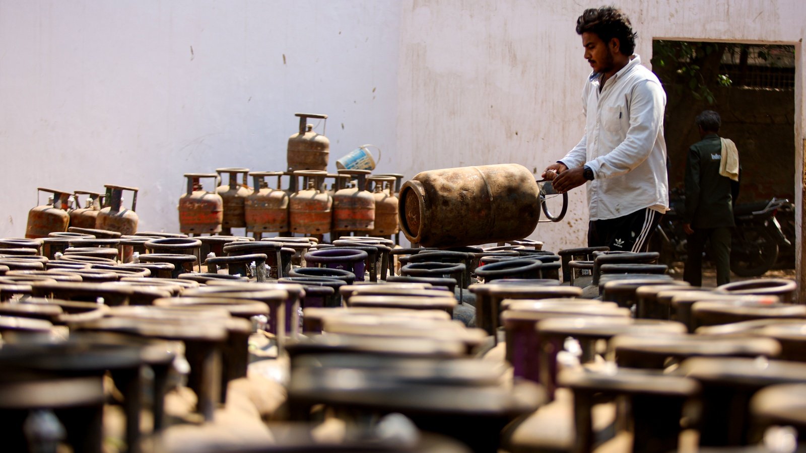 India news LIVE updates, 1 July 2026: Commercial LPG cylinder price cut by Rs 183.50