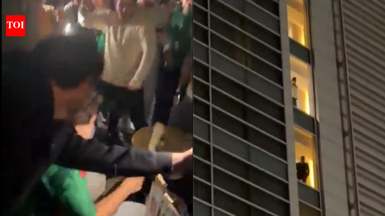 Watch: Mexican fans swarm Ecuador team hotel with drums and chants before WC clash