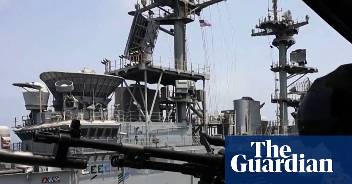 US pauses Iran attacks for second night after Trump advised to halt bombing