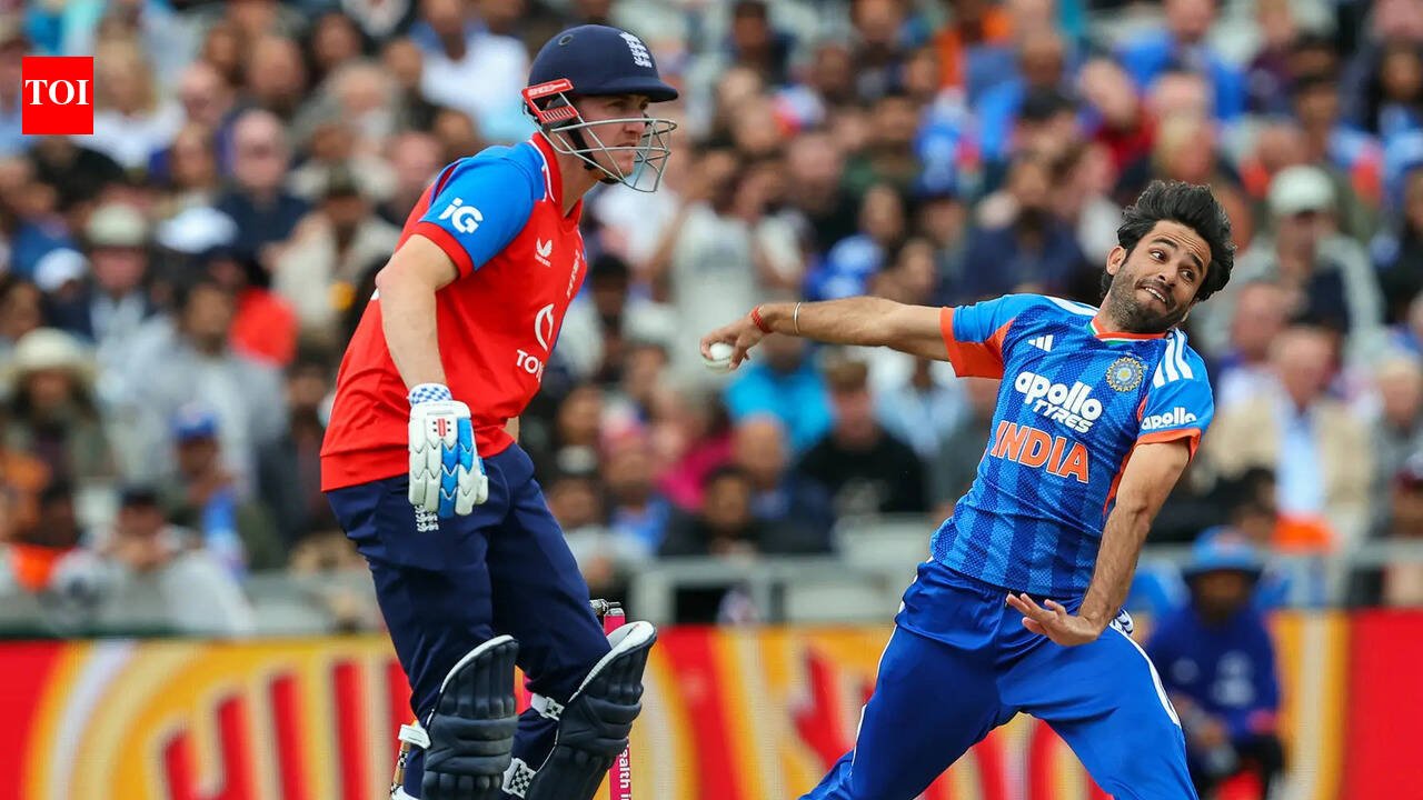 Ravi Bishnoi registers unwanted T20I record after becoming first spinner to...