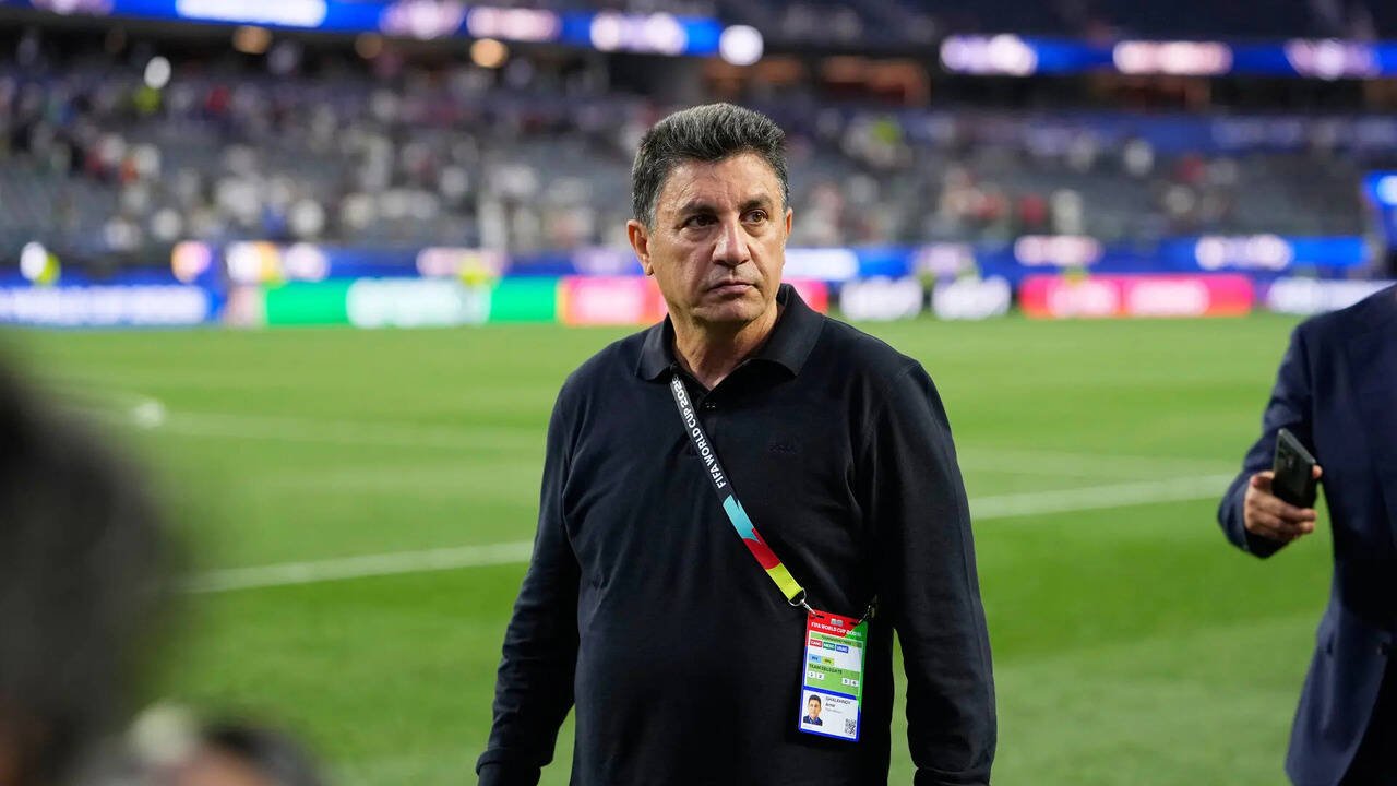 Iran reward Ghalenoei after inspired World Cup campaign with 2027 Asian Cup extension