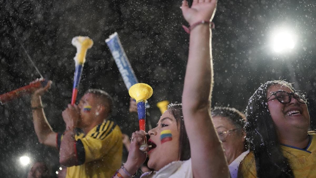 World Cup serves up Wimbledon dilemma: football or tennis?
