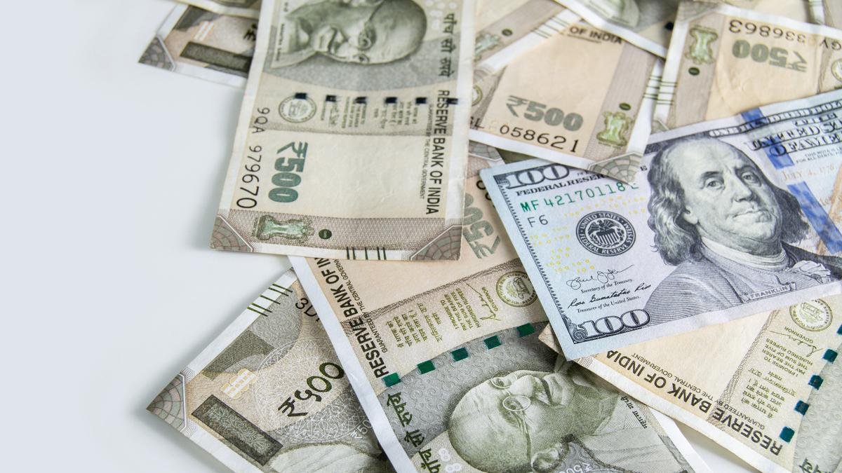 Rupee falls 18 paise to close at 95.34 against U.S. dollar