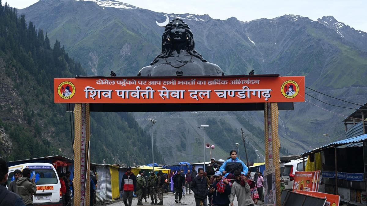Amarnath yatra begins, PM Modi urges pilgrims to keep route clean