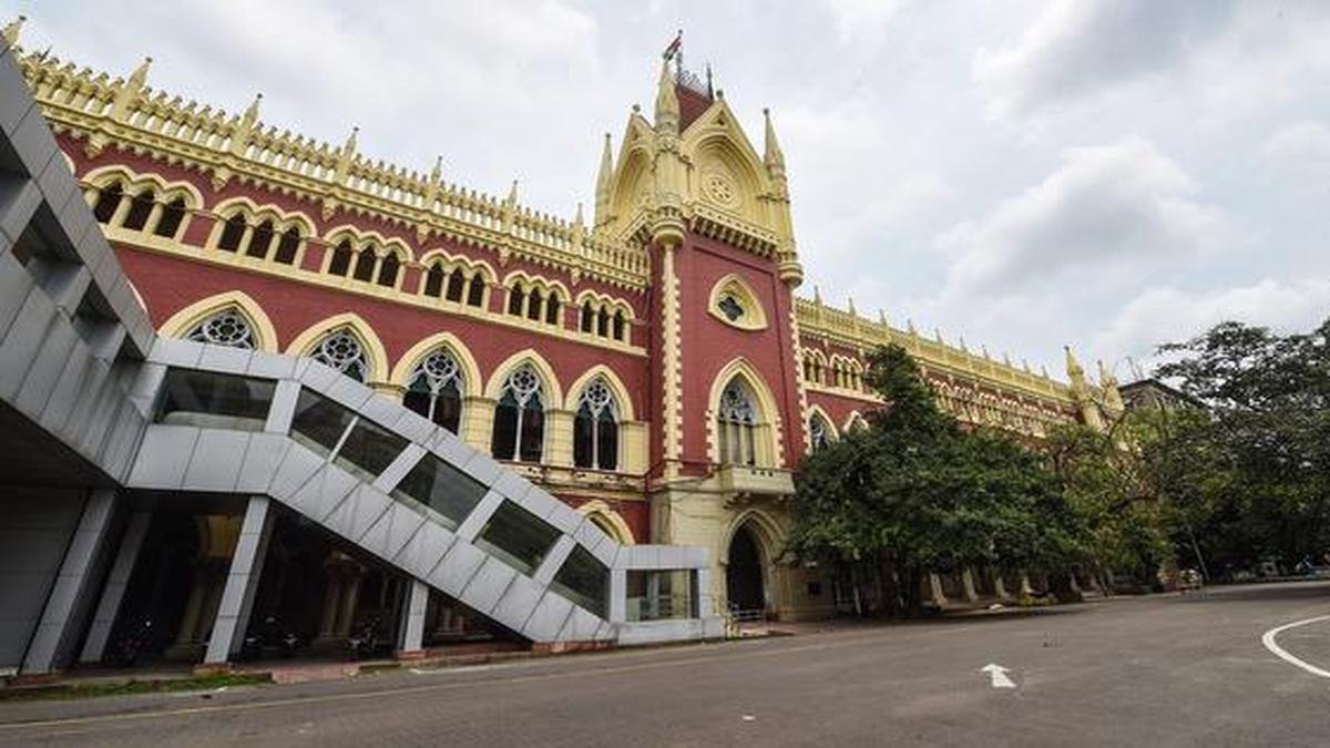 Calcutta High Court says TTEs sell empty berths like vegetables in market, asks Railways to penalise offenders