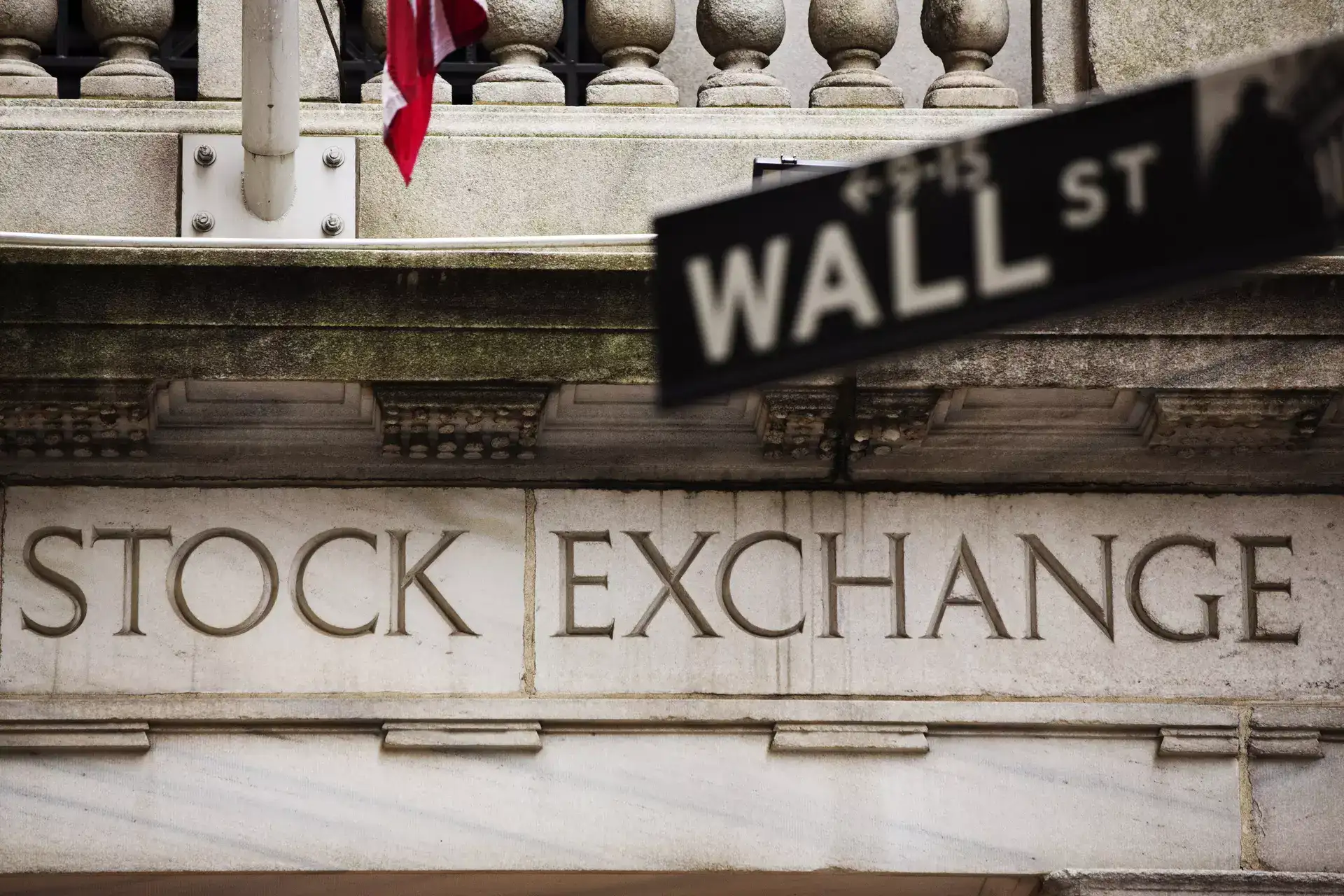 Stocks priced for ‘sunshine and rainbows’ now face earnings test