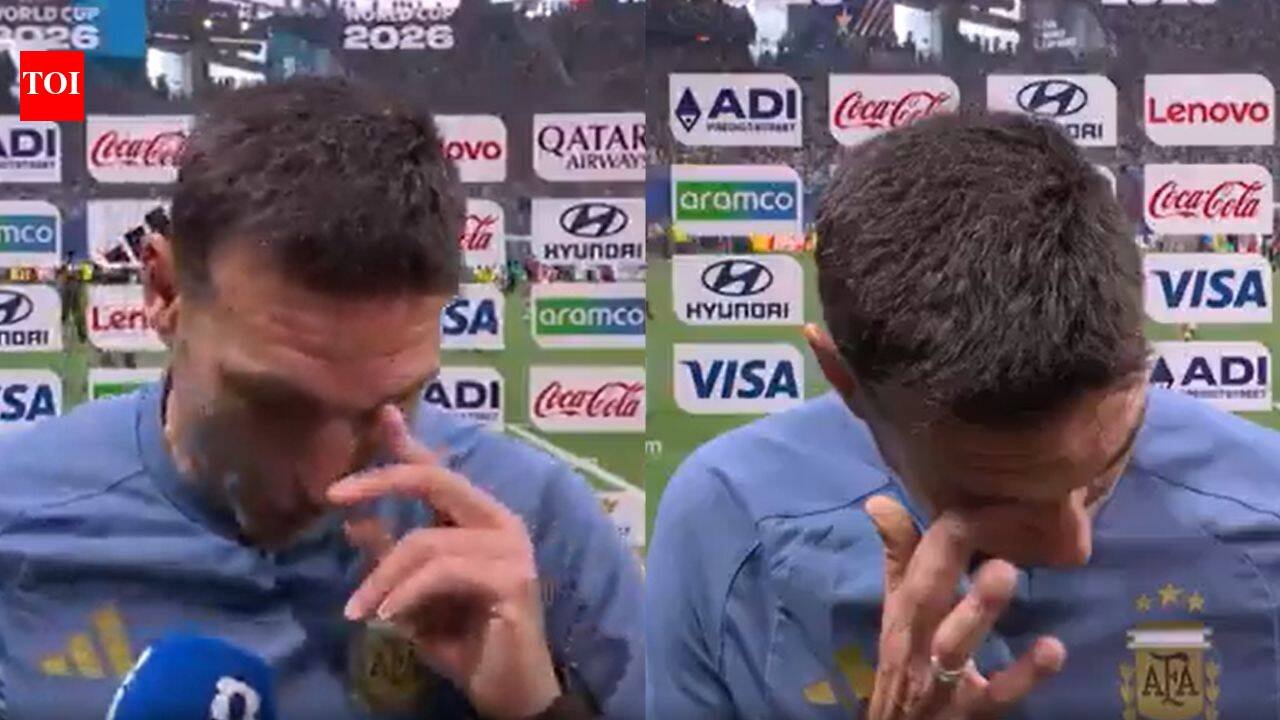 'I can't look at you, I'm sorry': Scaloni's post-match interview goes viral - Watch