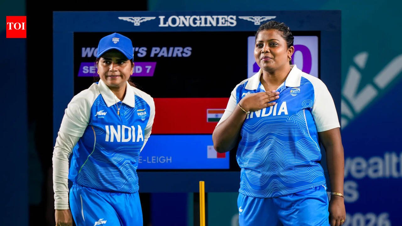 CWG: Rupa Rani, Pinki stay unbeaten as Indian duo closes in on women's pairs semis