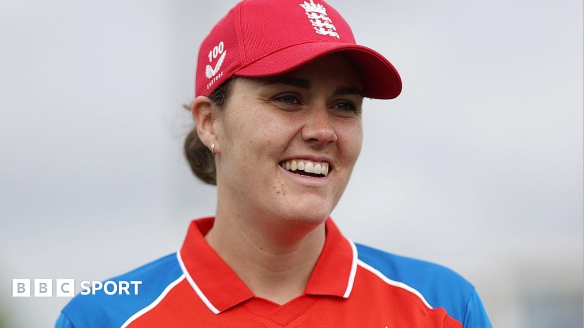 Sciver-Brunt passed fit for England's semi-final