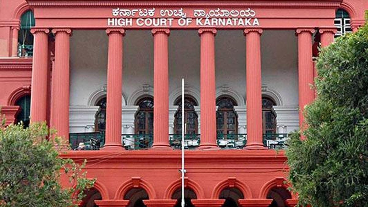 Karnataka High Court questions conduct of Malur judicial officer on public road; stays FIR registered against three for overtaking her car