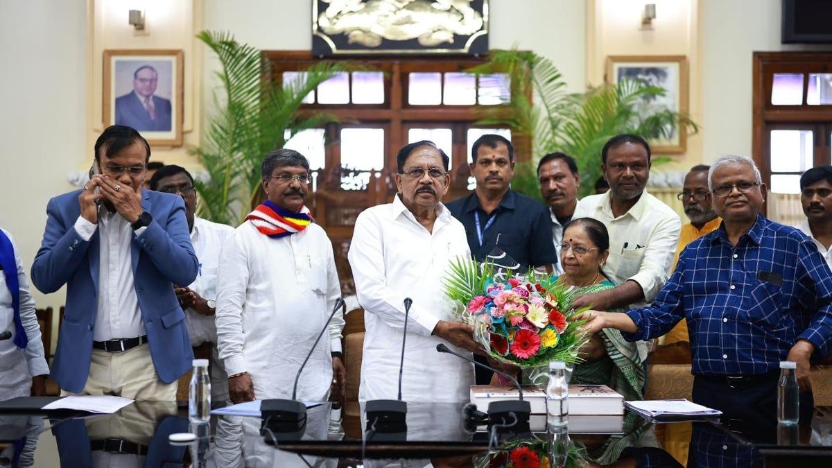 SIT formed to look into allegations against Art of Living, says Karnataka Deputy Chief Minister