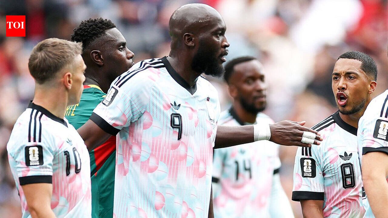 Lukaku plays peacemaker as Belgium teammates clash before stunning comeback vs Senegal