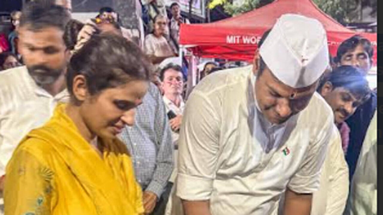 Government should create academic model to integrate Warkari tradition into higher education, says Karad