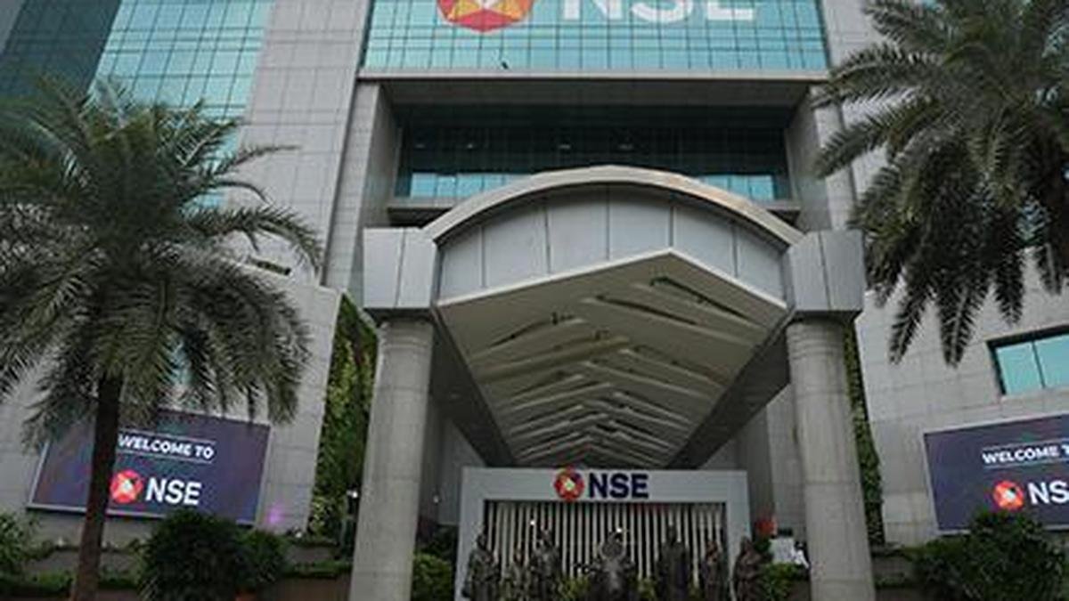 Stock markets tumble in early trade dragged by HDFC Bank, spike in crude oil prices