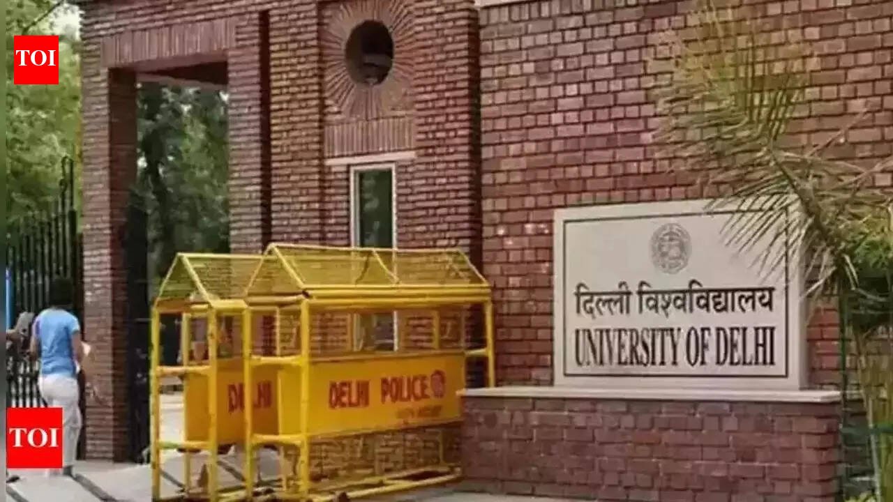 Delhi University signs MoU with Home Ministry's I4C to boost cyber safety, student training