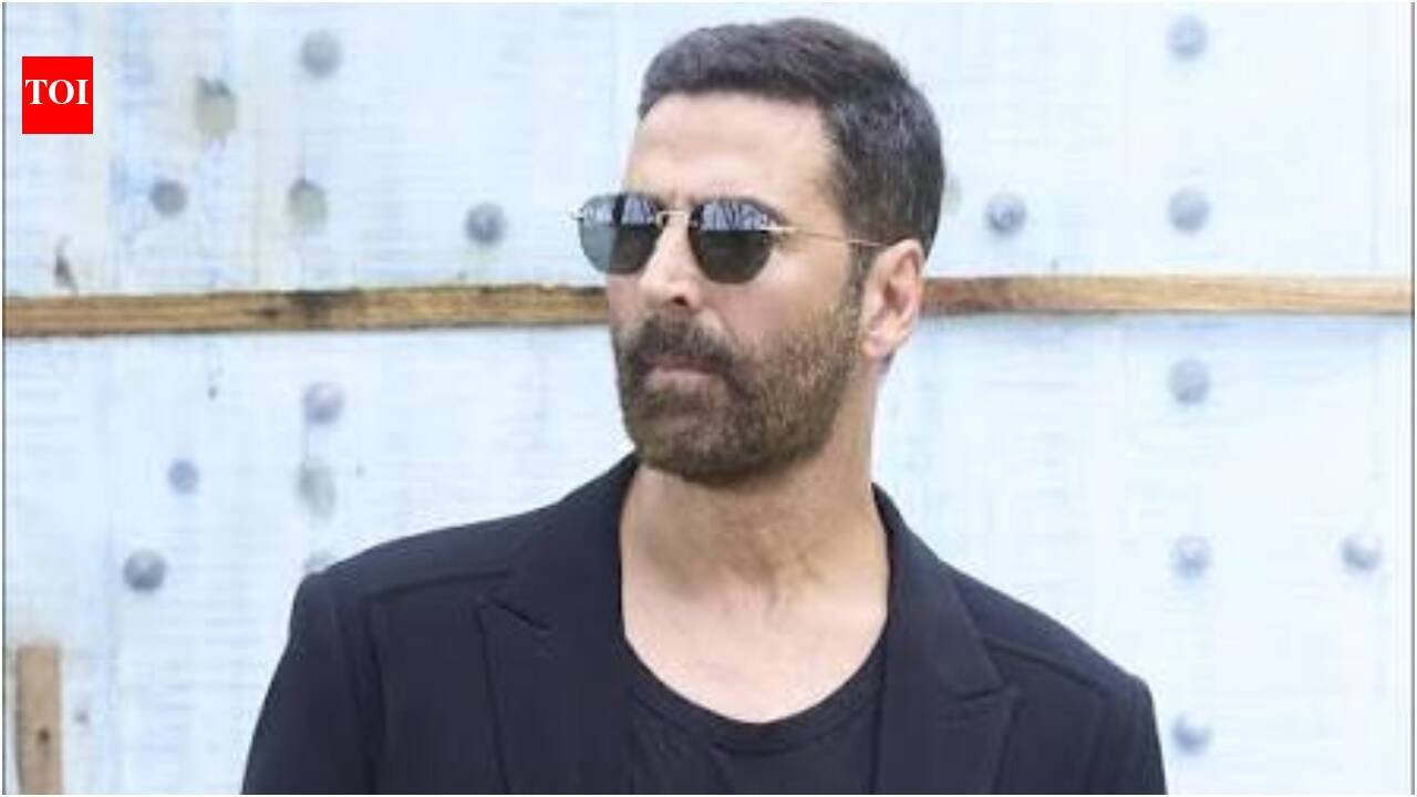 Who owns Hera Pheri 3? Akshay's production house issues notice?