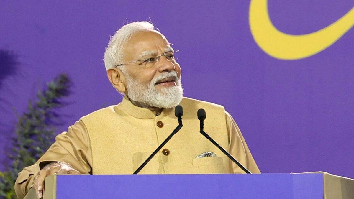 Top news of the day: PM Modi highlights India’s growth, global trust at Melbourne diaspora event, Navy’s Drishti-10 UAV crashes near Gujarat’s Porbandar; and more