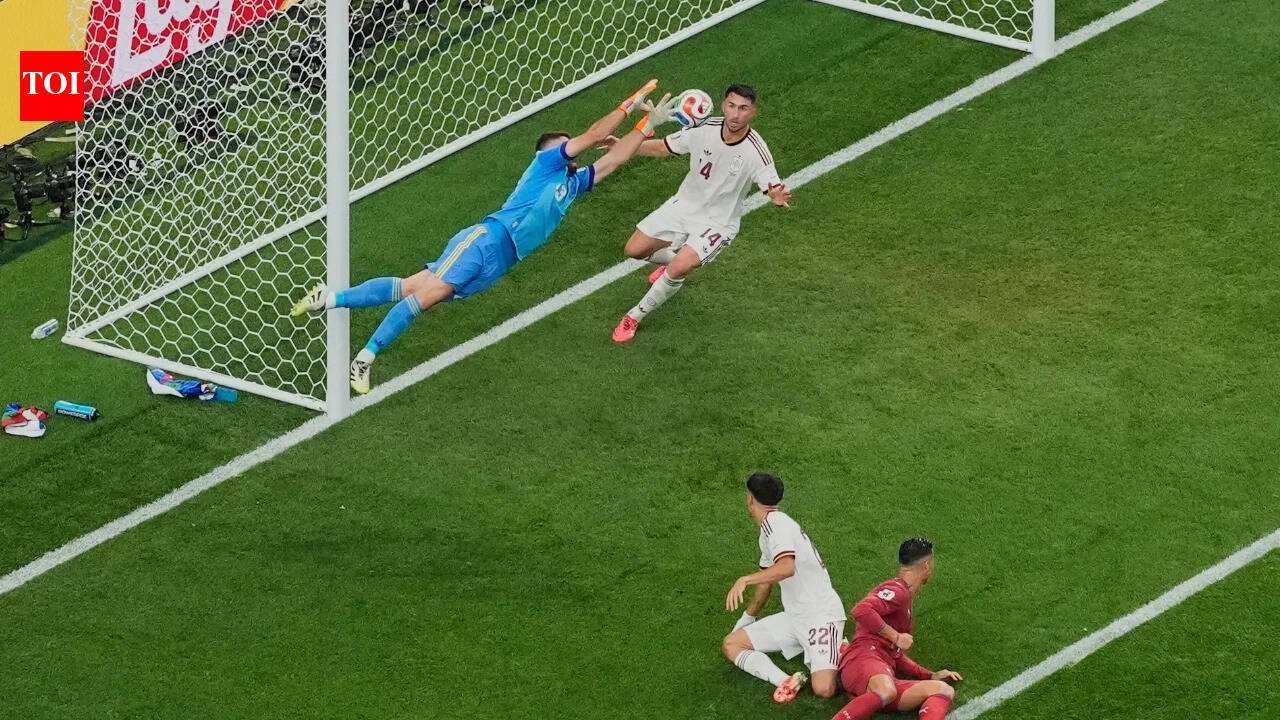 The Spanish wall: Spain shatter World Cup record with sixth straight clean sheet