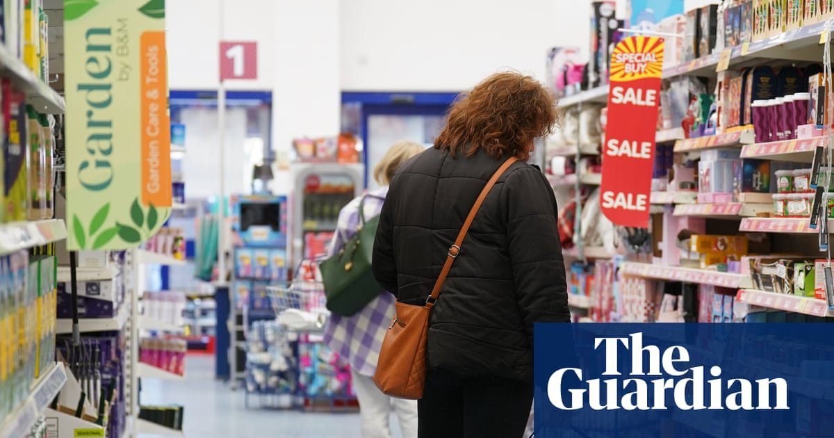 Alarm over launch of facial recognition in UK shops that instantly alerts police