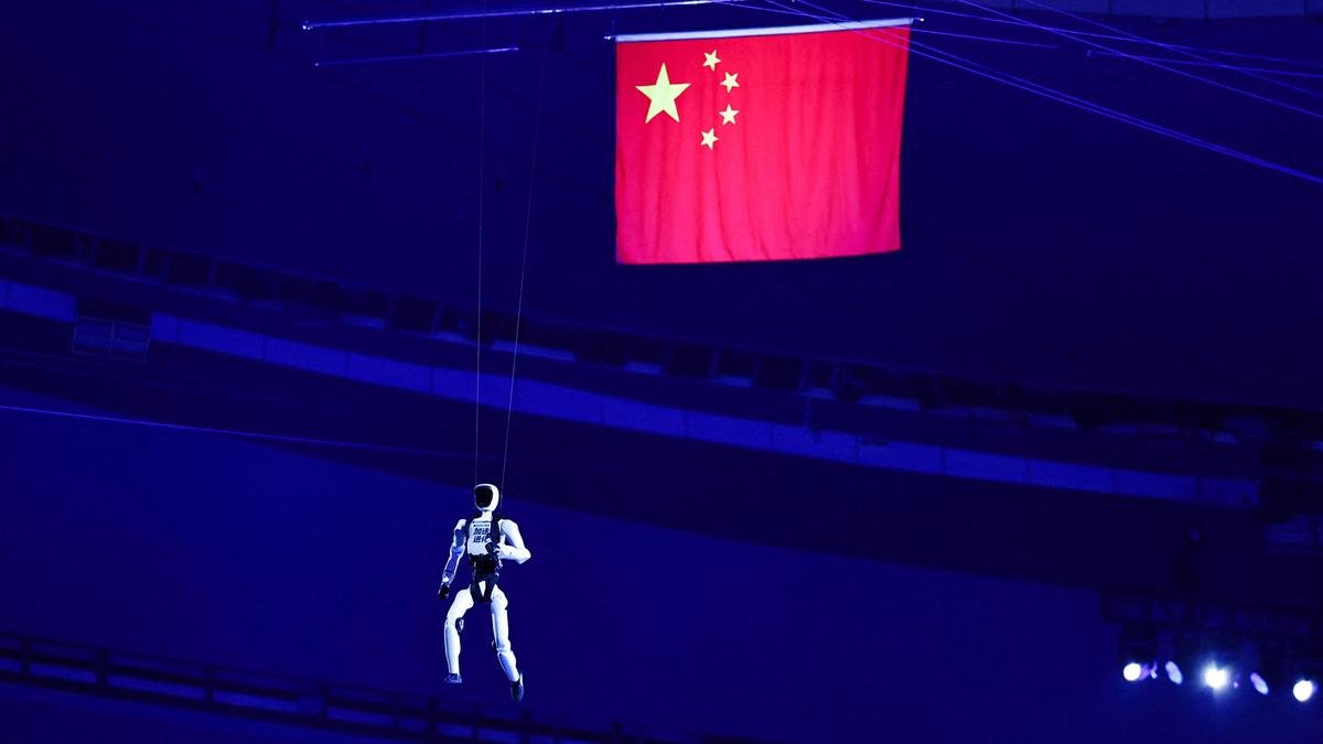 U.S. officials revise claims that government agencies were hacked by Chinese, now say they were targets