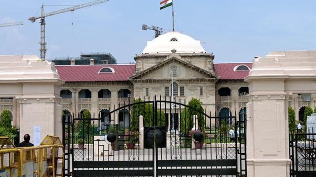 Government cannot force private landowners to execute sale deeds for acquisition of land: Allahabad High Court