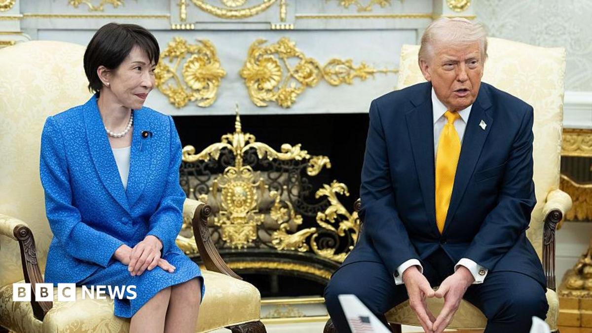 US and Japan jointly intervene to prop up yen in rare move