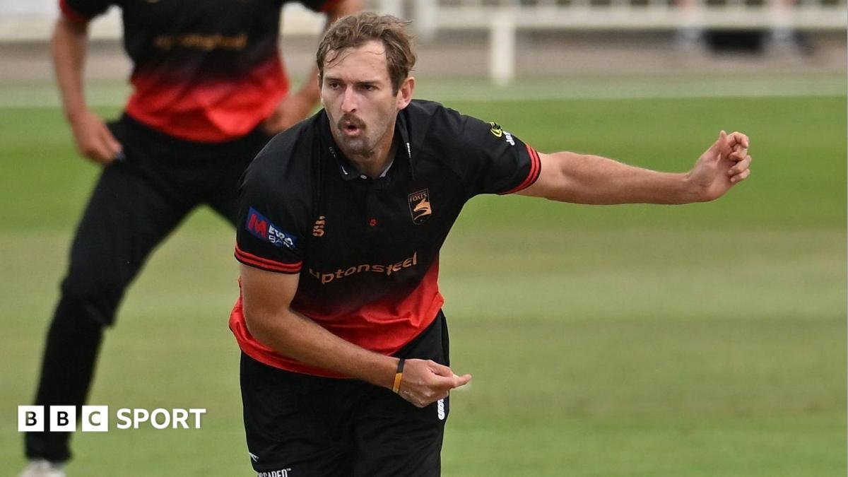 Foxes all-rounder De Swardt returns to South Africa