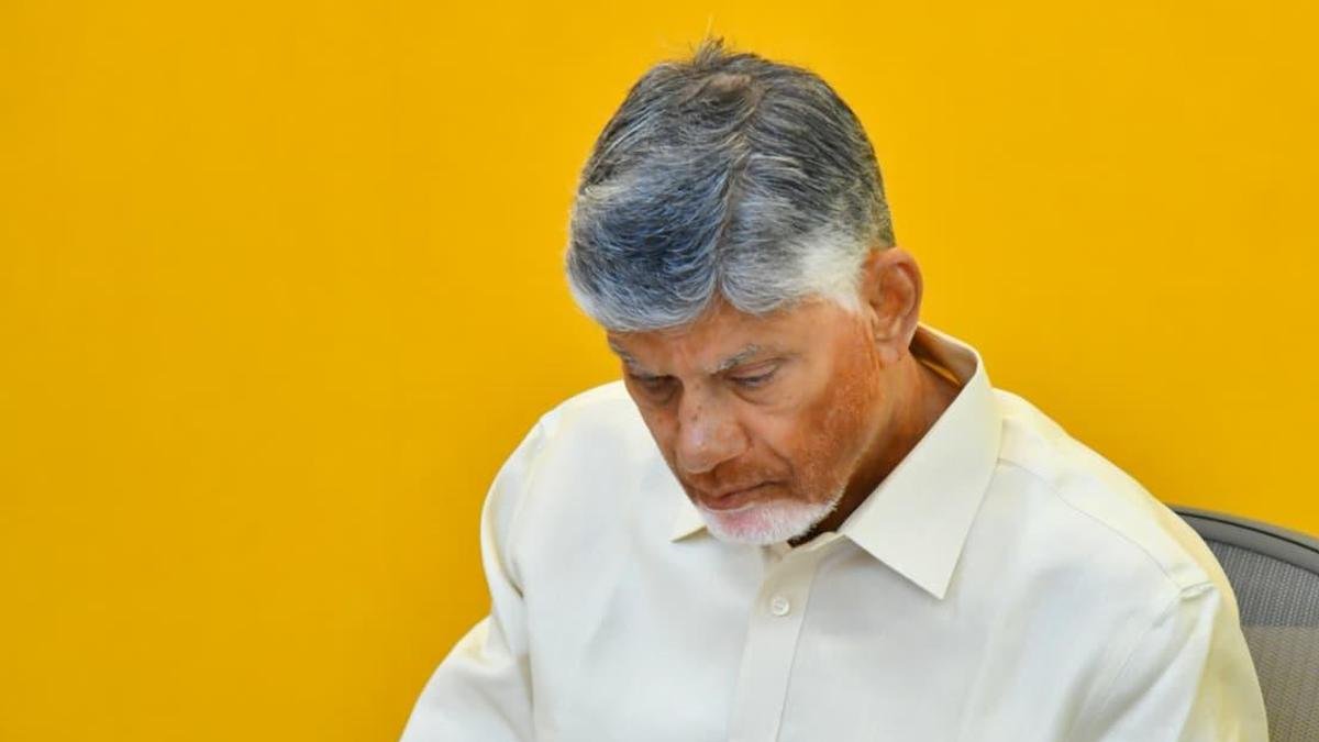 Supreme Court dismisses plea against A.P. HC order quashing land pooling scheme case against CM Naidu, Minister