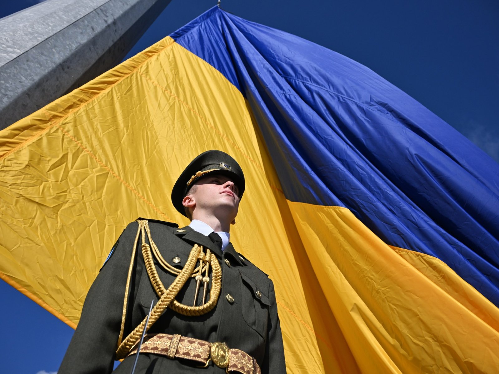 Photos: Ukraine celebrates National Flag Day