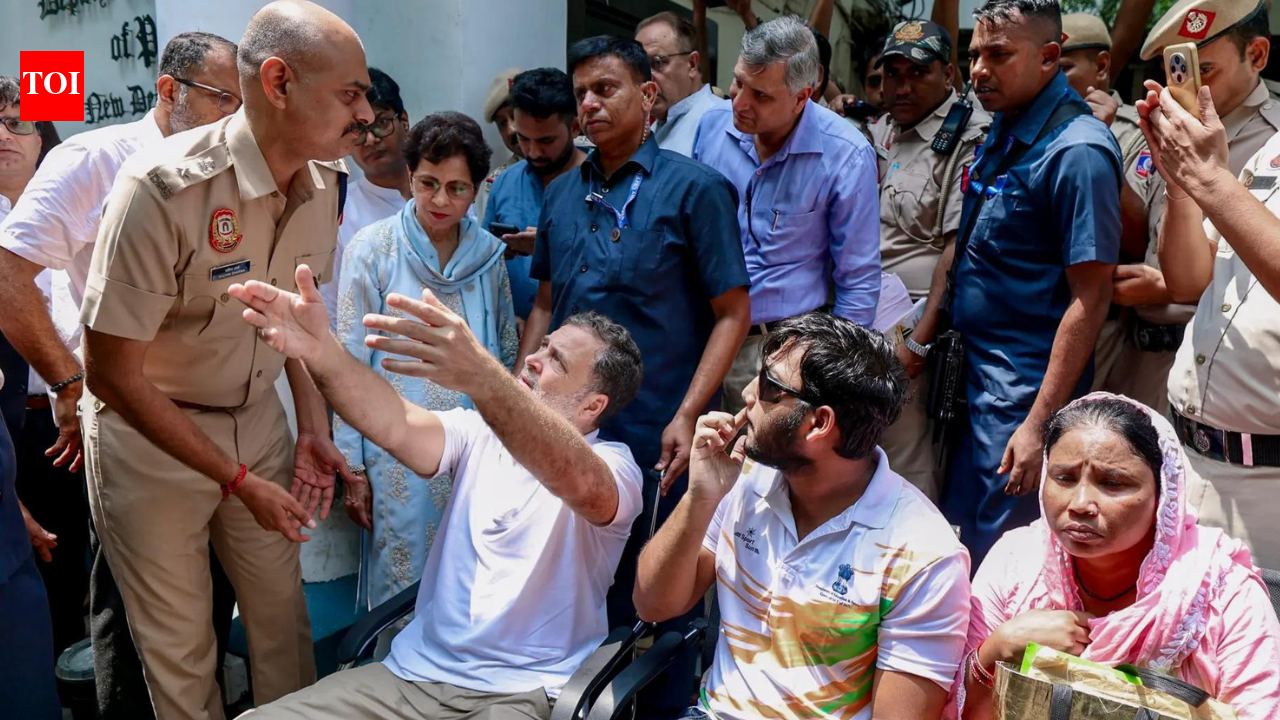 Rahul Gandhi dharna: Police register FIR on protester's pellet injury complaint