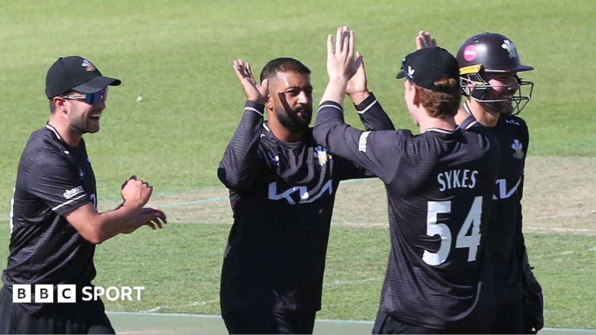 Surrey beat Kent to go level with Foxes at the top