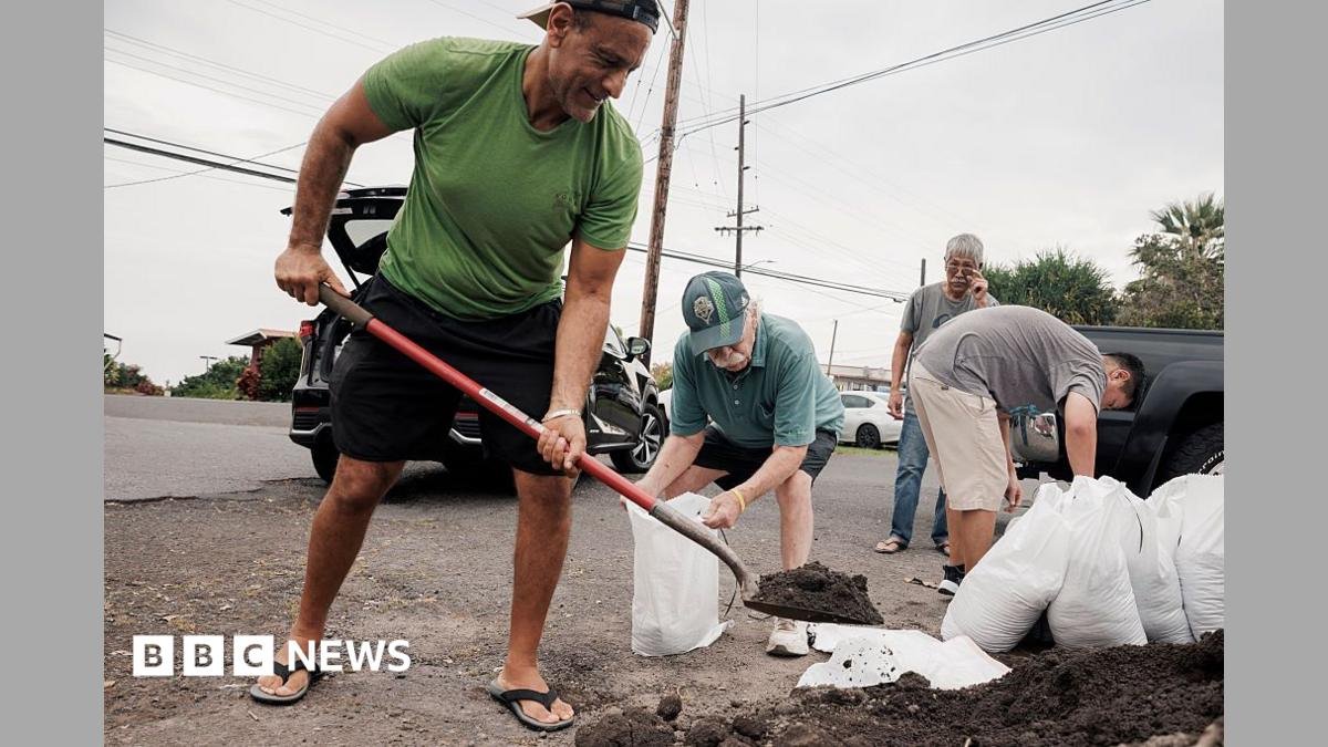 Hawaii battles strong winds and rain as Hurricane Lala threat looms