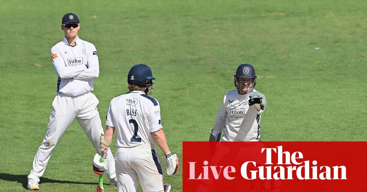 Hampshire v Yorkshire, Somerset v Essex, and more: county cricket day four – live